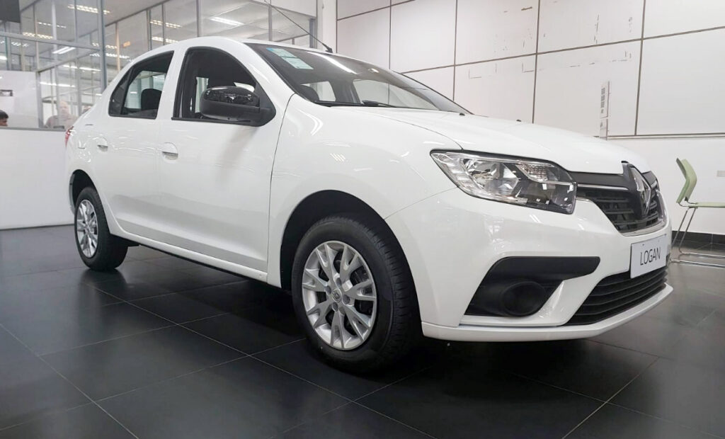 Renault Logan Zen 1.0